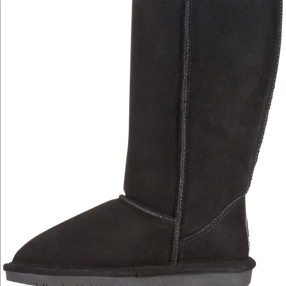BEARPAW TALL BOOTS - Picture 3 of 7